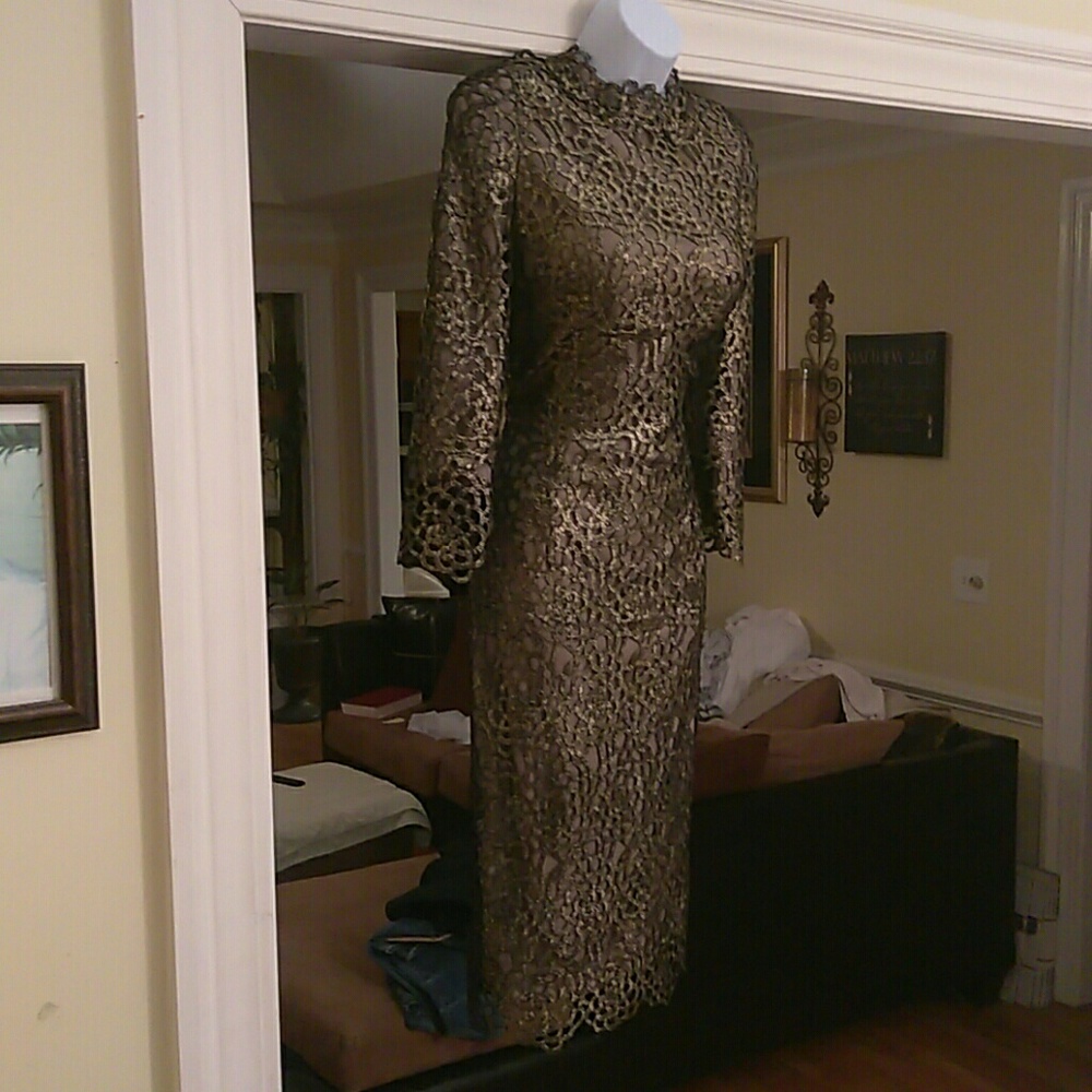 Janique ladies formal gown